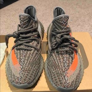 yeezy boost 350 v2 size 9 adidas superstar black&white